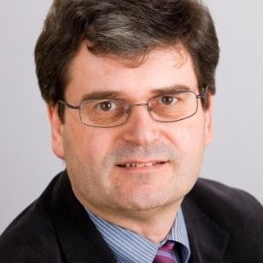 Ernst Hechenberger es un ingeniero Austriaco, Consultor, Perito Técnico, director general de FOUR-C Experts